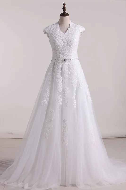 Minimalist wedding dressesA Line V Neck With Applique Wedding Dresses Tulle Court Train Vintage Lace Dress