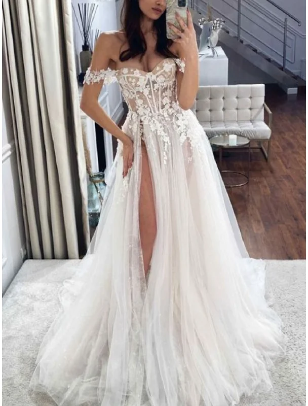 Chic wedding dressesBeach Formal Wedding Dresses A-Line Off Shoulder Sleeveless Sweep / Brush Train Lace Bridal Gowns With Pleats Split Front Floral Wedding Gown